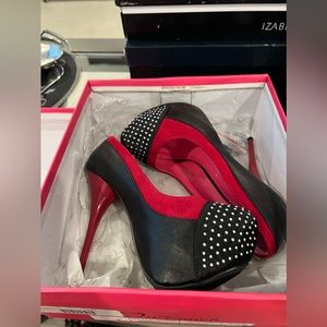 In Touch Black n Pink Rhinestone Stiletto size 6.5